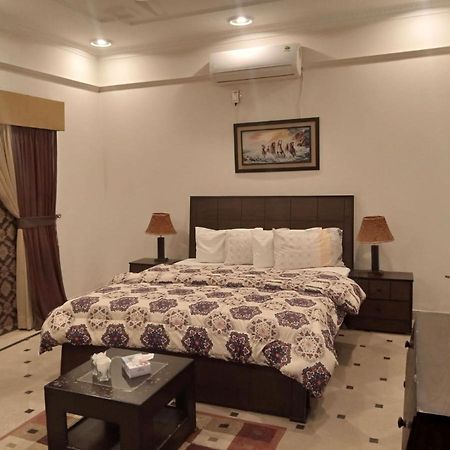 Mulberry Residence Luxury Rooms อิสลามาบัด ภายนอก รูปภาพ