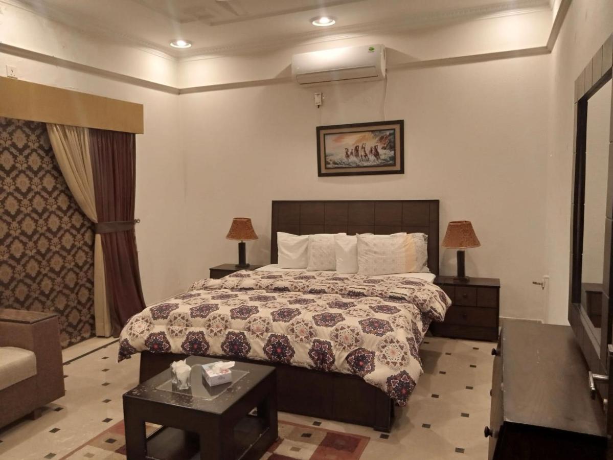 Mulberry Residence Luxury Rooms อิสลามาบัด ภายนอก รูปภาพ