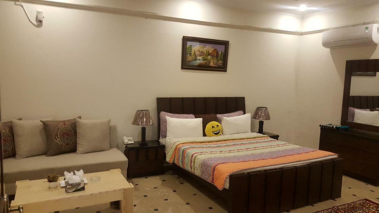 Mulberry Residence Luxury Rooms อิสลามาบัด ภายนอก รูปภาพ