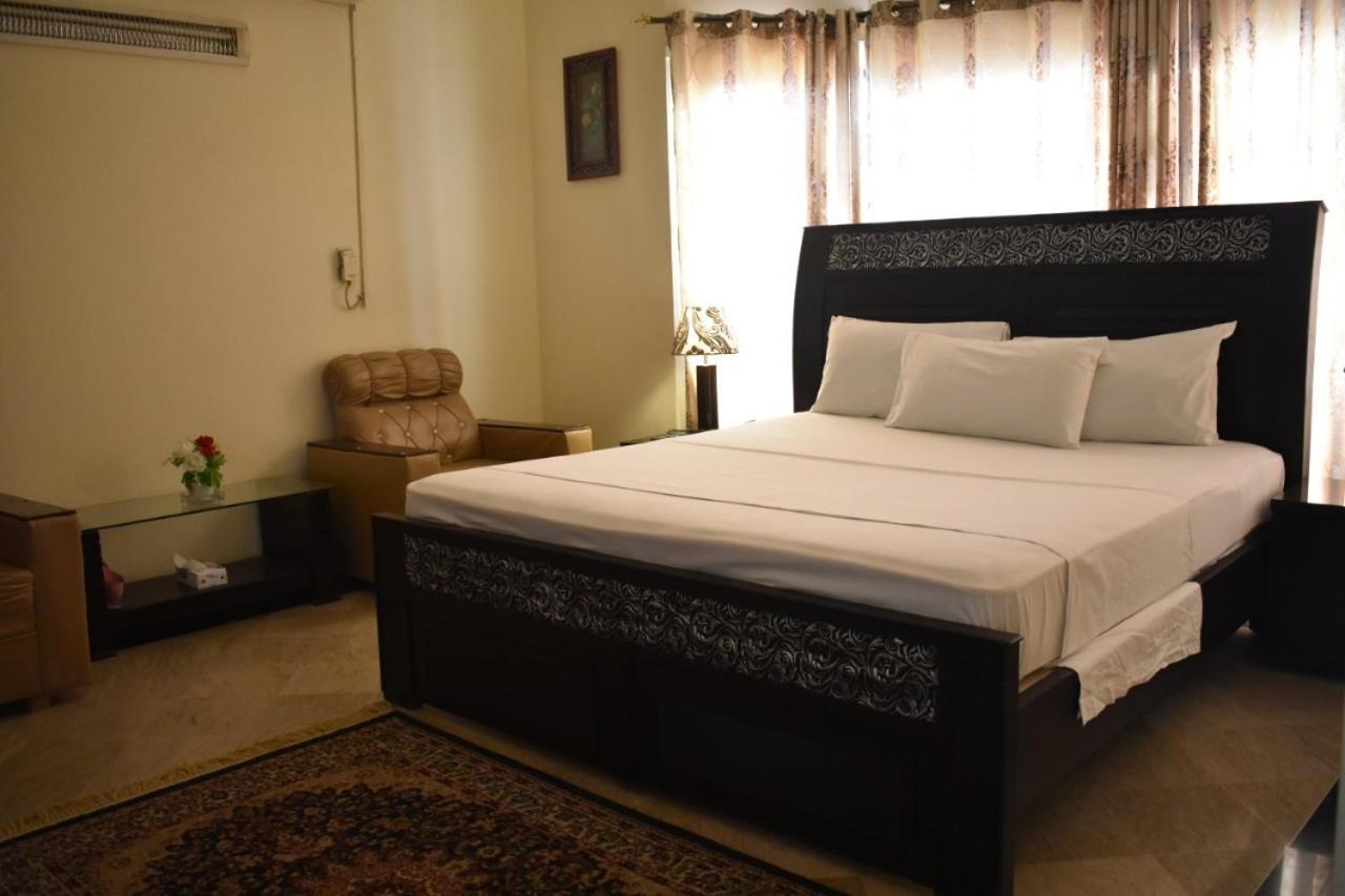 Mulberry Residence Luxury Rooms อิสลามาบัด ภายนอก รูปภาพ